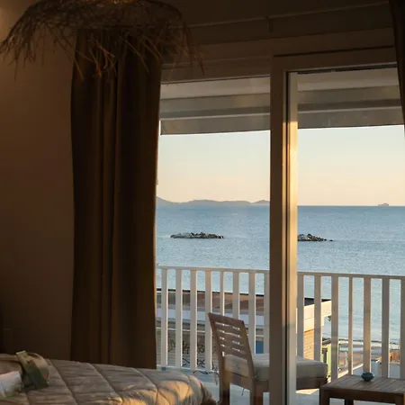 Life House Pensionat 4*