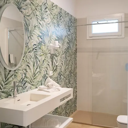 Life House 4* Follonica
