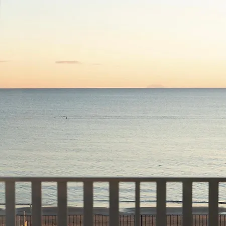 Life House 4* Follonica