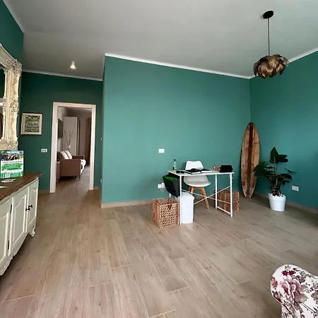 Life House Guest house Follonica